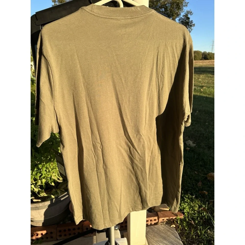 True Religion Men's shinny Tri Buddha Box Logo T-Shirt Size L large NWT Green‎